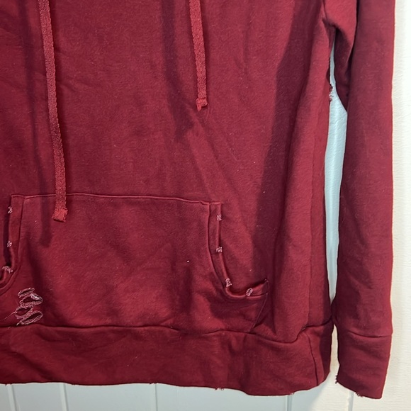 Chelsea DeBoer by Lily & Lottie Distressed Pop Over Hoodie - Picture 4 of 6